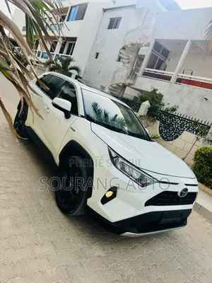 Toyota RAV4 XLE Premium 2021 Blanc