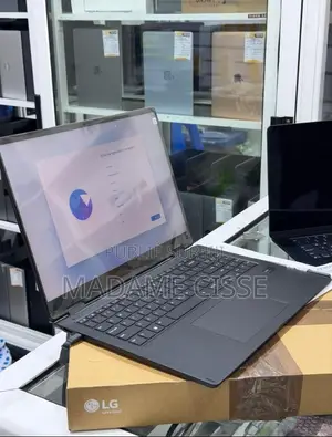 Nouveau LG Gram 15.6 16GB Intel Core Ultra 7 SSD 512GB