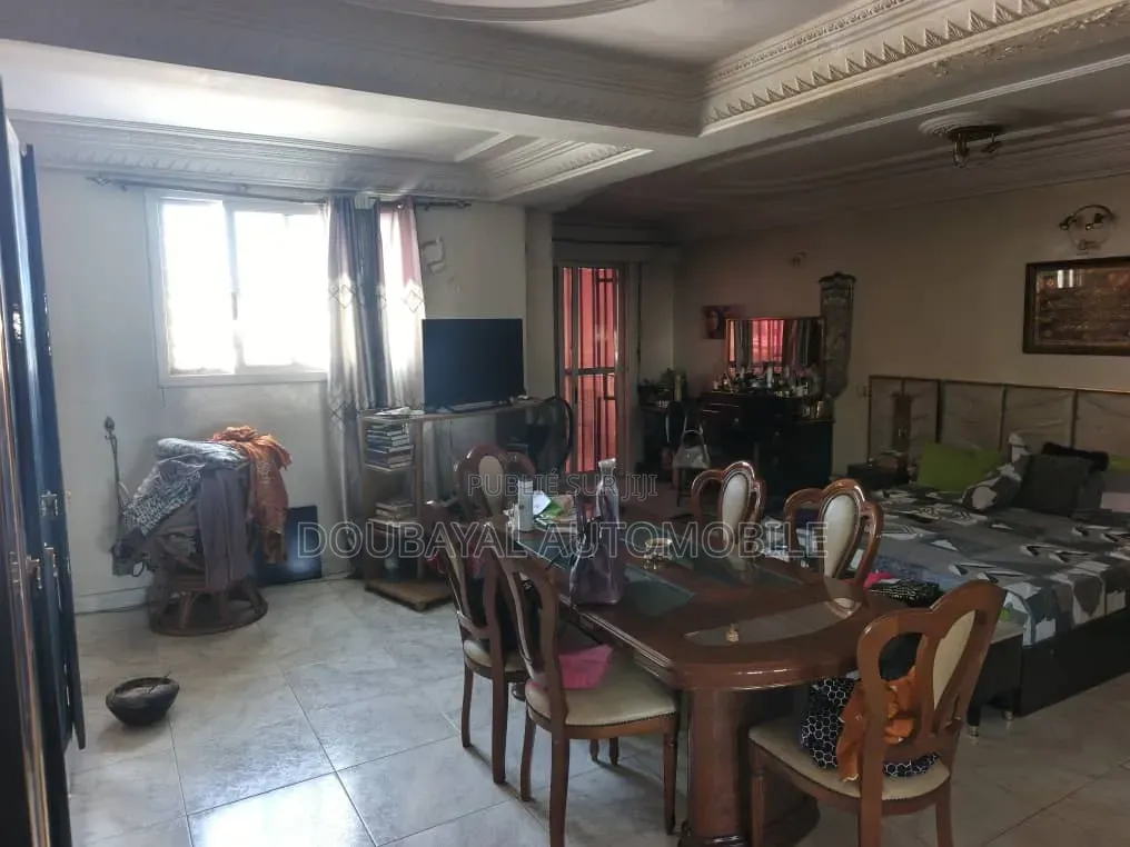 5chbre Villa dans Vdn, Mermoz Sacré-Cœur à Vendre