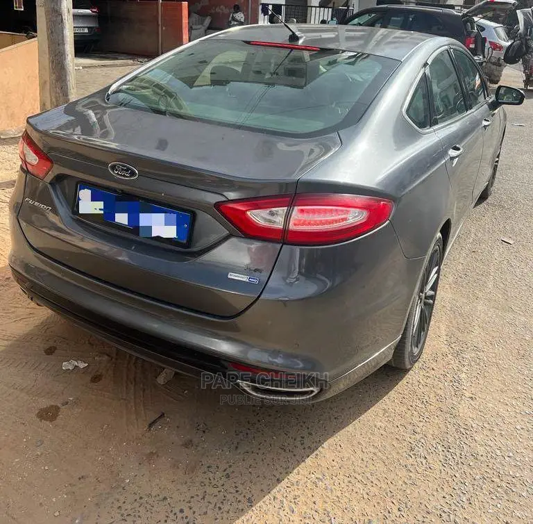 Ford Fusion 2014 Gris