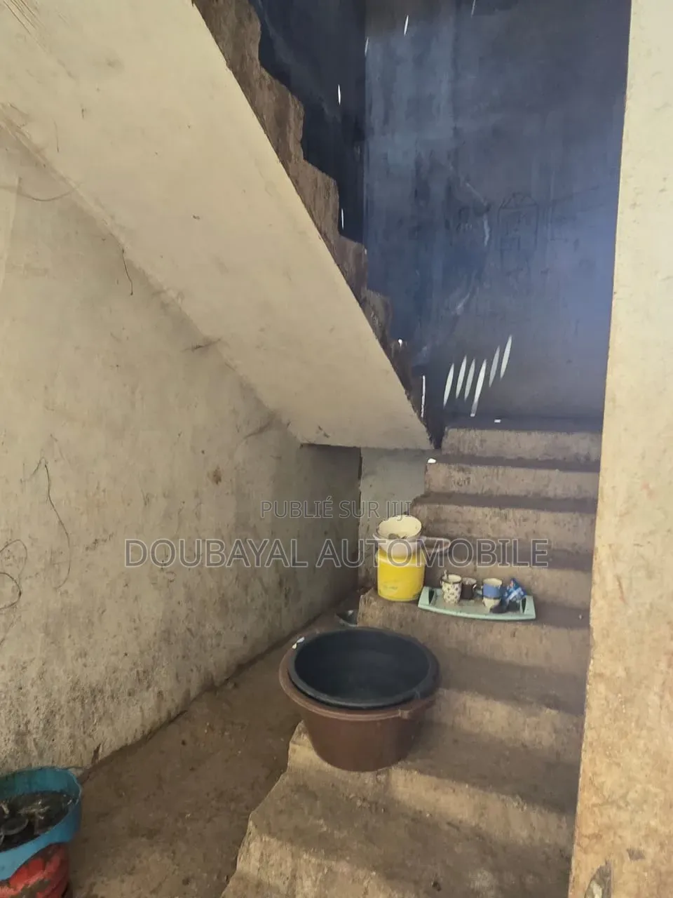 4chbre Villa dans Grand Mbour, Thiès Sud à Vendre