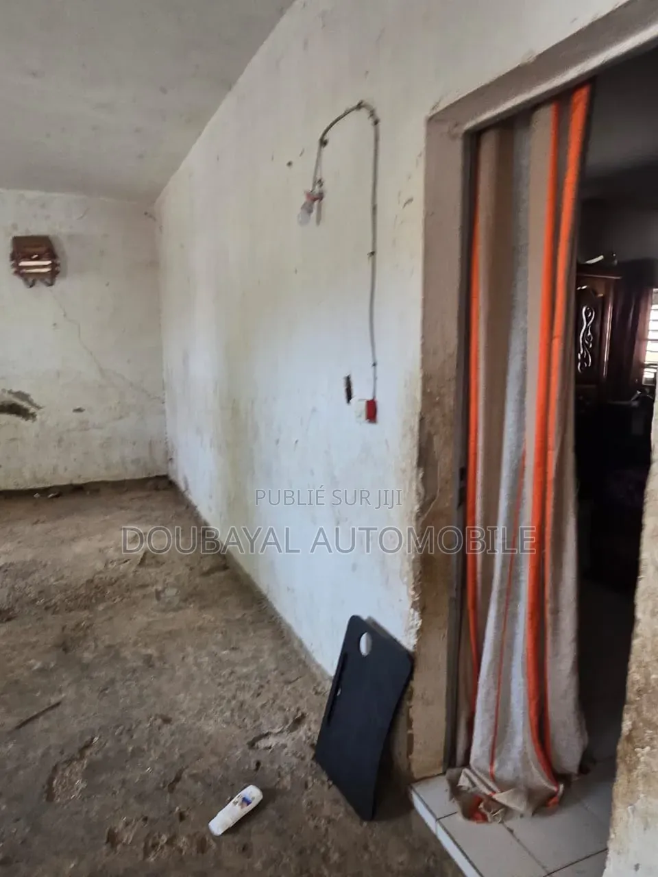4chbre Villa dans Grand Mbour, Thiès Sud à Vendre