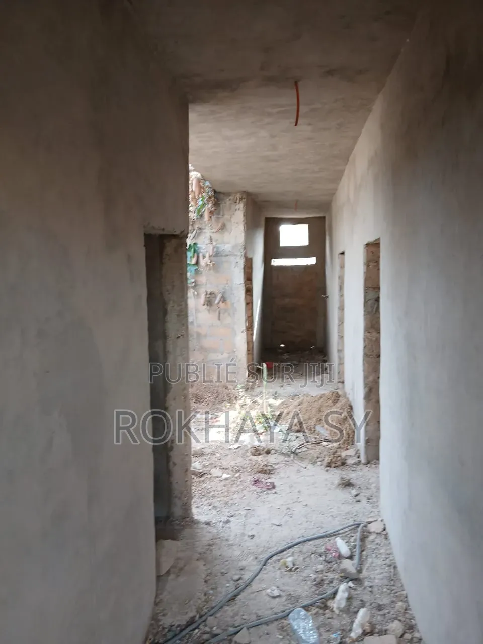 3chbre Maison dans Maison, Rufisque à Vendre