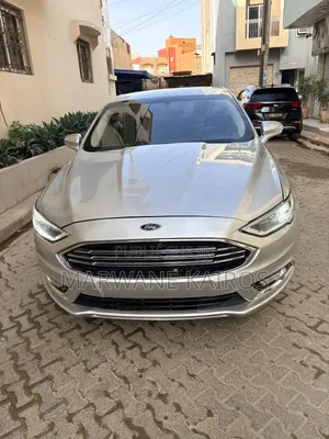 Ford Fusion 2018 Gris