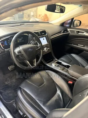 Ford Fusion 2018 Gris