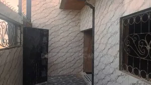 4chbre Villa dans Malicounda, Thiès Sud à Vendre