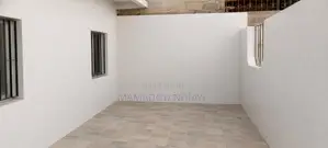 6chbre Villa dans R+2, Guediawaye à Vendre