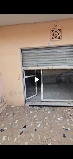 Magasin Cité Impôt Et Domaine Patte d'Oie