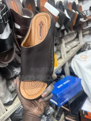 Chaussures Orthopédiques en Cuire