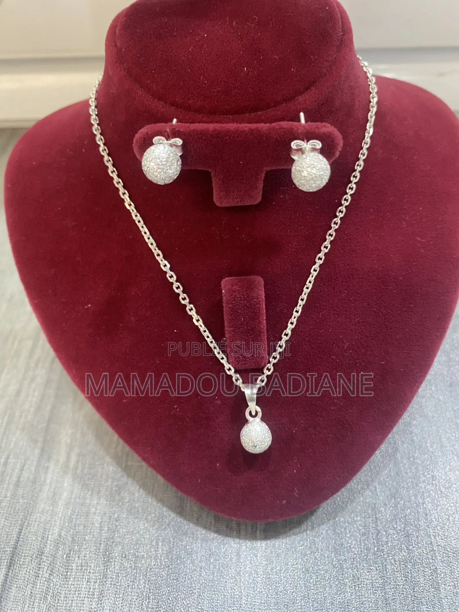 Collier ,Boucles D’oreilles,pendentif Et Bagues Pour Femme
