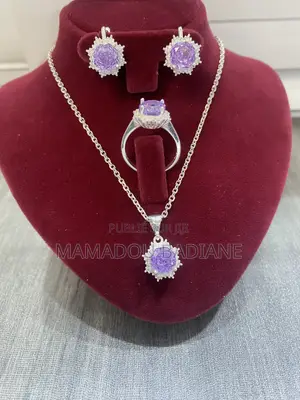 Collier ,Boucles D’oreilles,pendentif Et Bagues Pour Femme