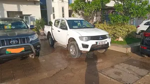 Mitsubishi L200 2015 Blanc