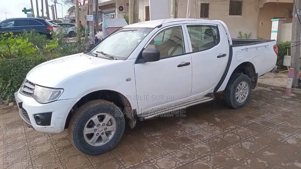 Mitsubishi L200 2015 Blanc