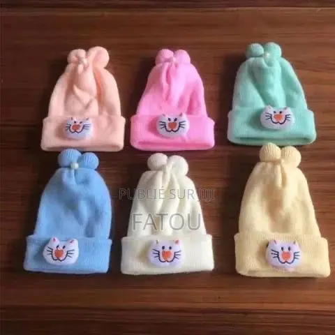 Des Accessoires Pour Bébé (Coton Tige,tétine,souchette)