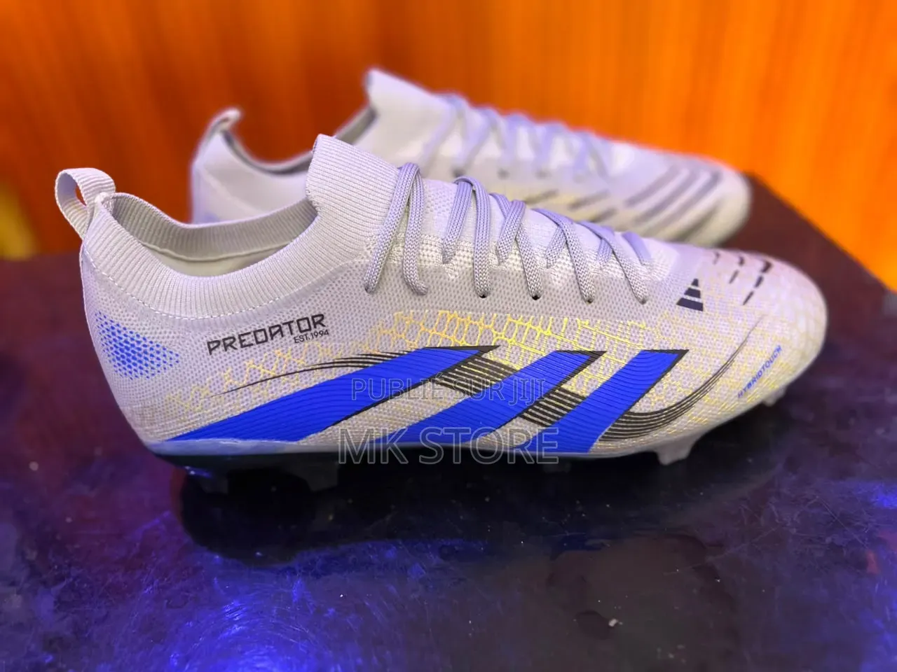 Mk Store Vente De Crampons Neufs a Prix Abordables