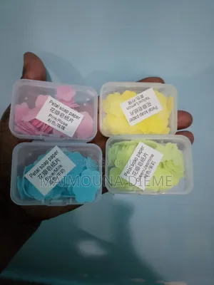 Pétales De Savon
