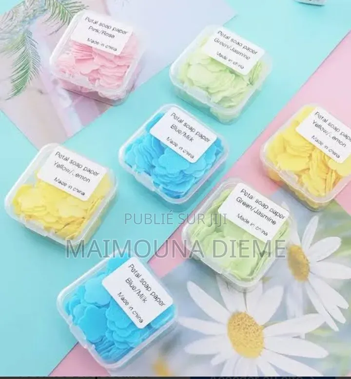 Pétales De Savon