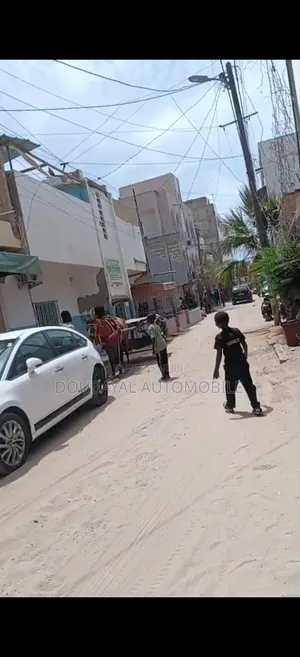 3chbre Villa dans Nord Foire, Dakar Plateau à Vendre