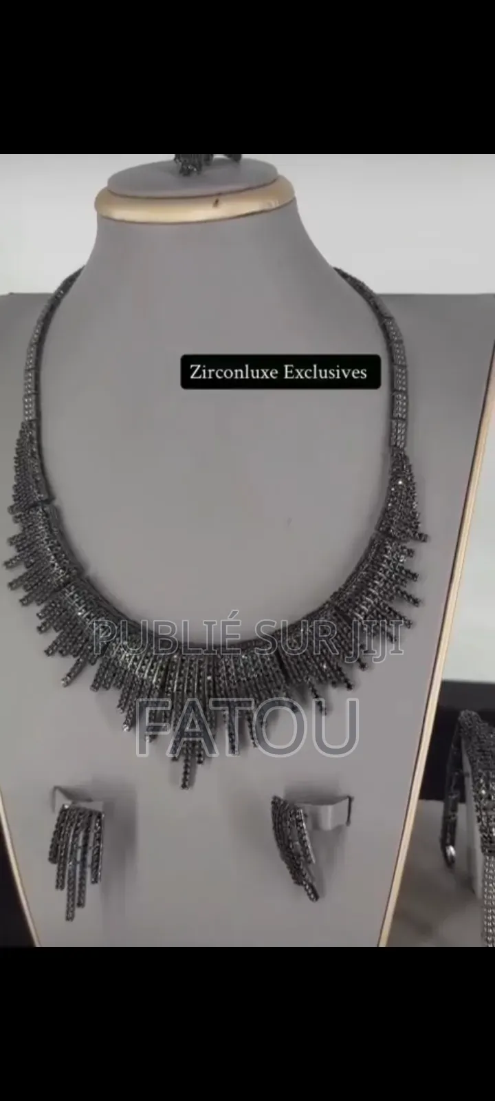 Des Bijoux