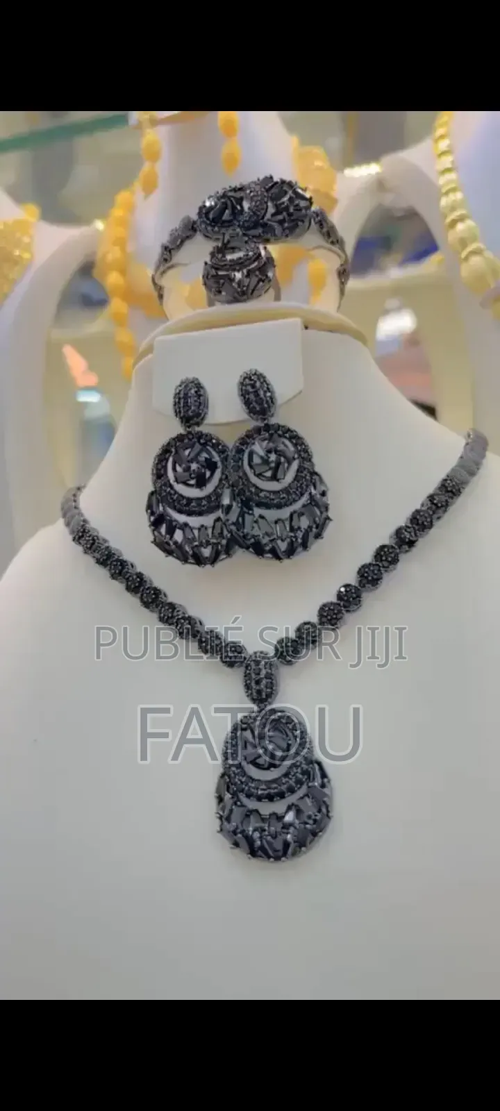 Des Bijoux