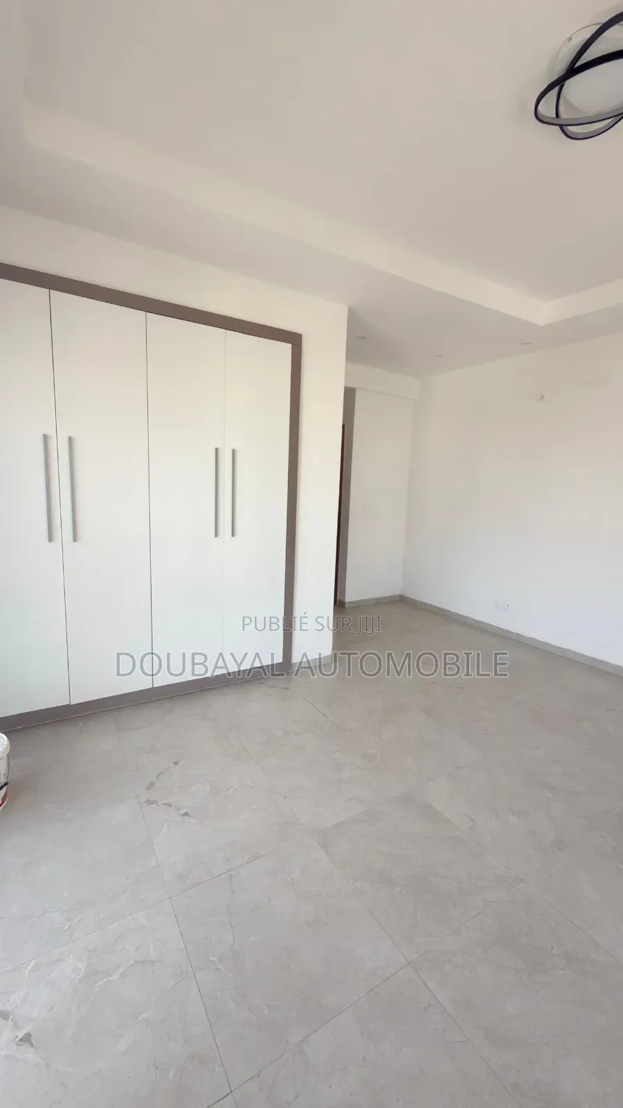 4chbre Villa dans Aparament À Vendre, Dakar Plateau à Vendre