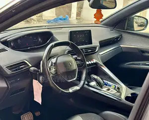 Peugeot 3008 2020 Gris