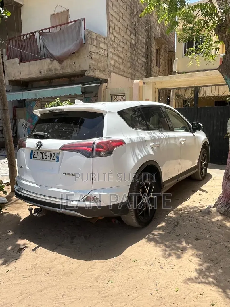 Toyota RAV4 2017 Blanc
