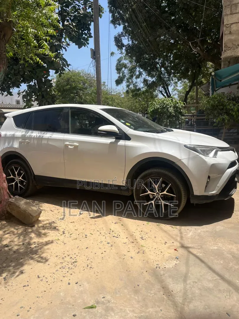 Toyota RAV4 2017 Blanc