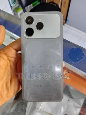 Nouveau Tecno Spark 40 128 GB Blanc