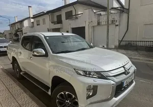 Mitsubishi L200 2022 Blanc