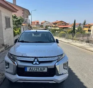Mitsubishi L200 2022 Blanc
