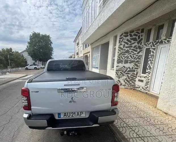 Mitsubishi L200 2022 Blanc