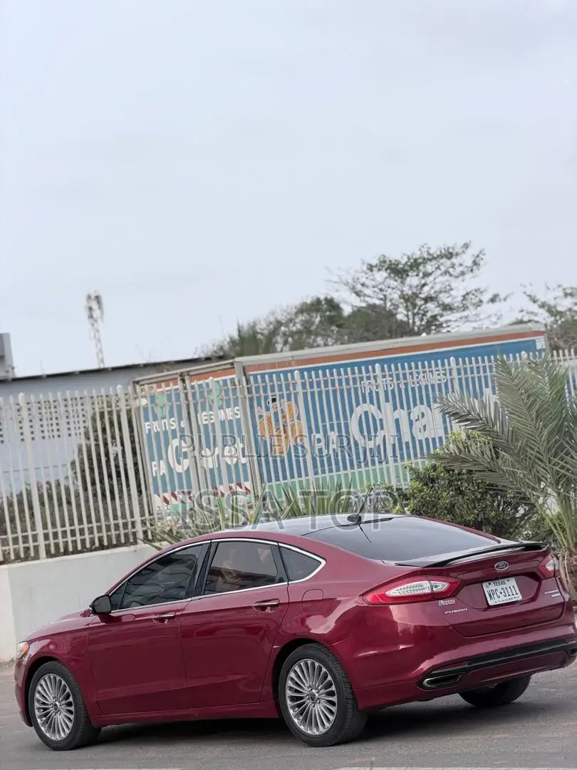 Ford Fusion 2016 Rouge