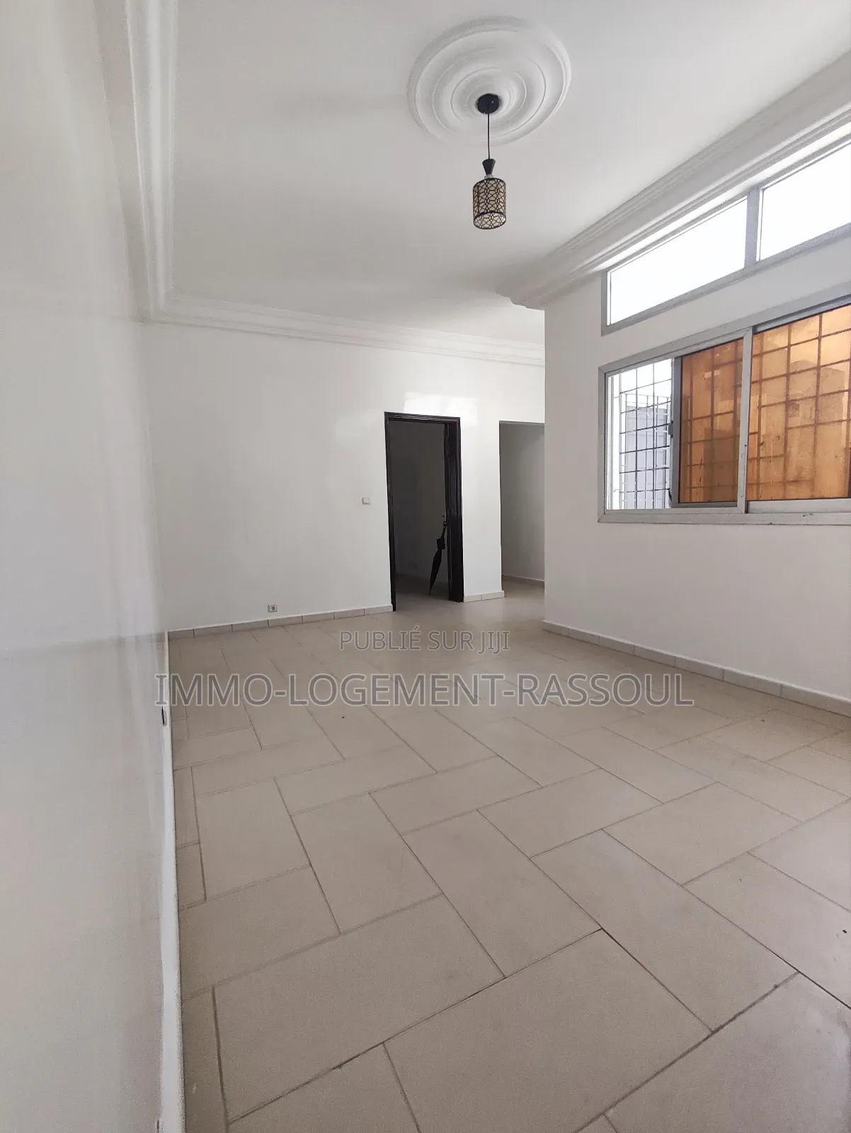 1chbre Appartement dans , Yoff à Louer