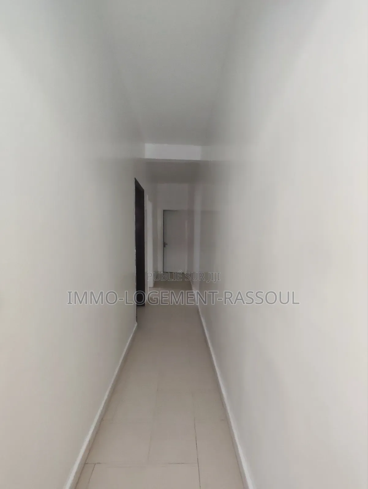 1chbre Appartement dans , Yoff à Louer