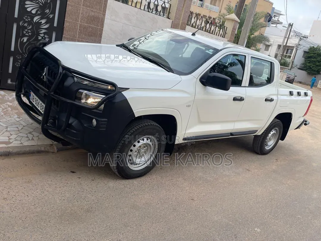 Mitsubishi L200 2025 Blanc