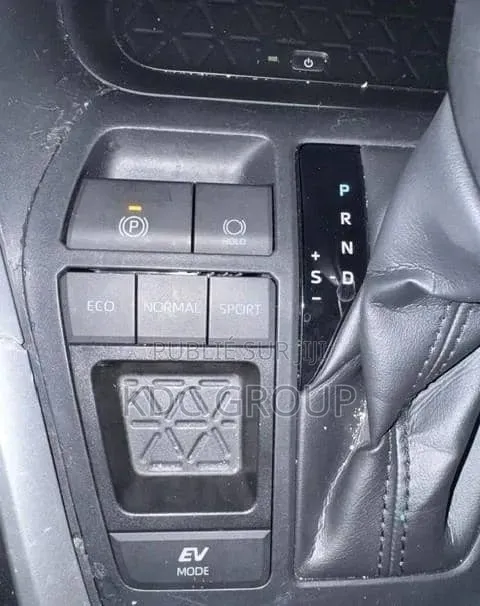 Toyota RAV4 2020 Noir