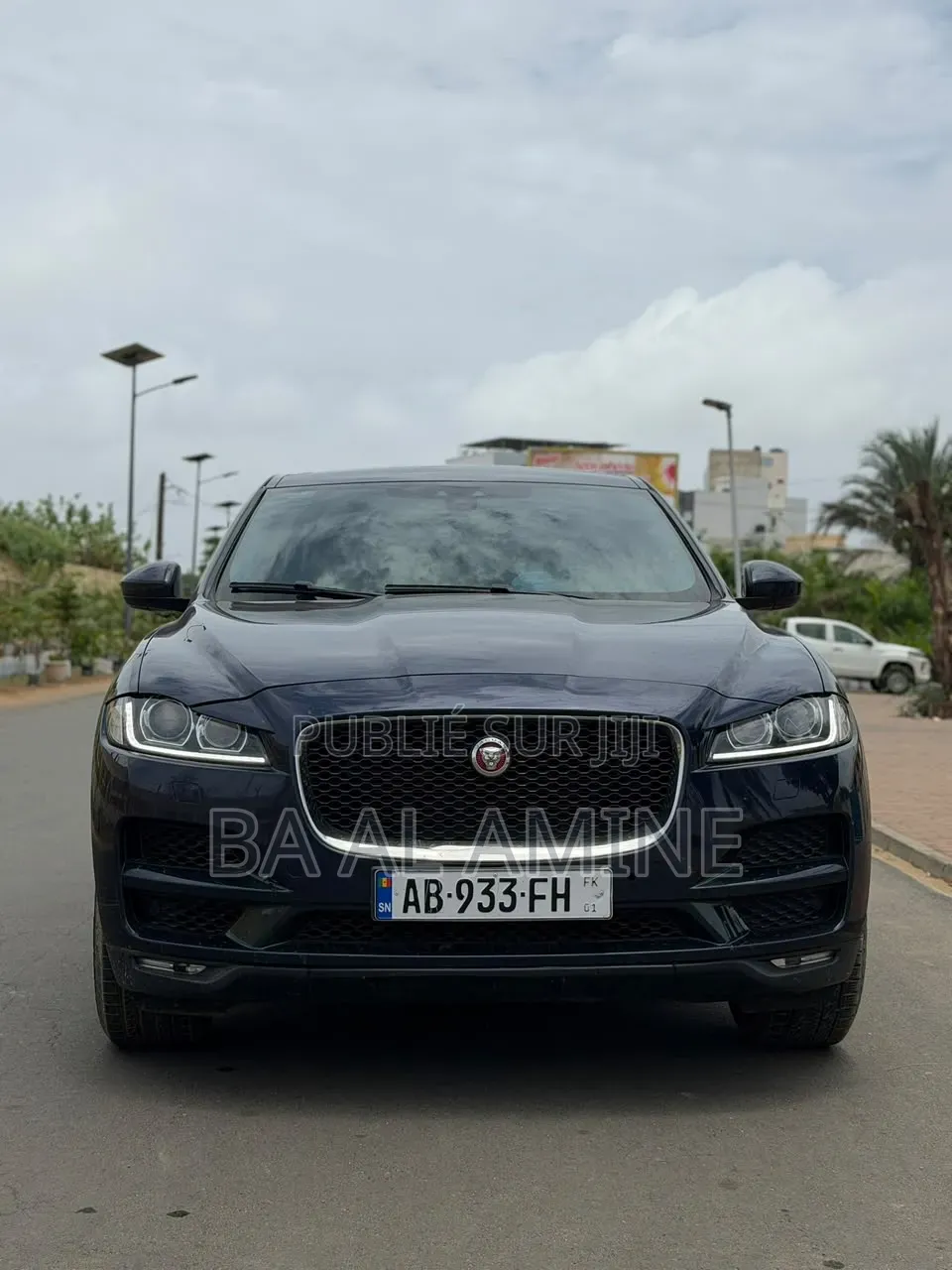 Jaguar F-Pace 2017 Bleu