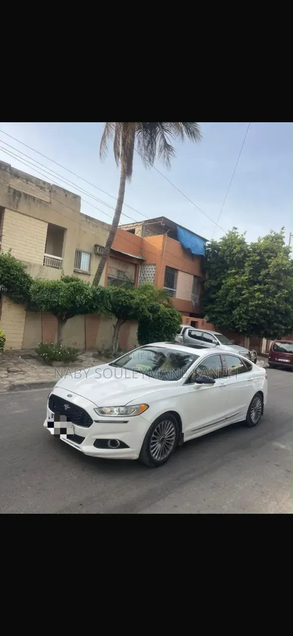 Ford Fusion 2015 Noir