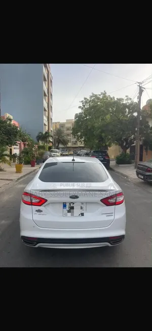 Ford Fusion 2015 Noir