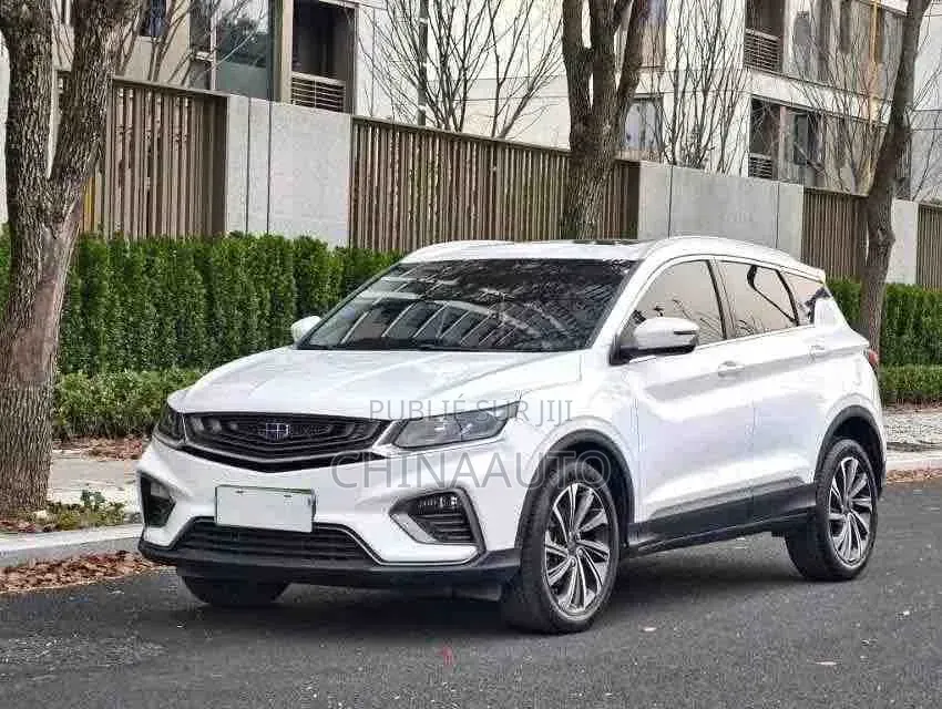 Geely Boyue 2019 Blanc