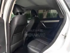 Geely Boyue 2019 Blanc