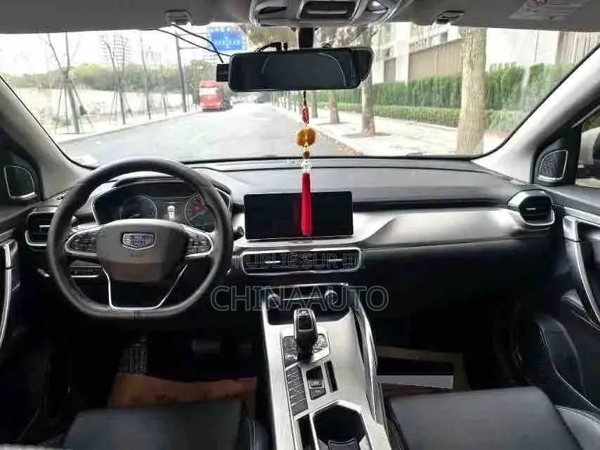 Geely Boyue 2019 Blanc