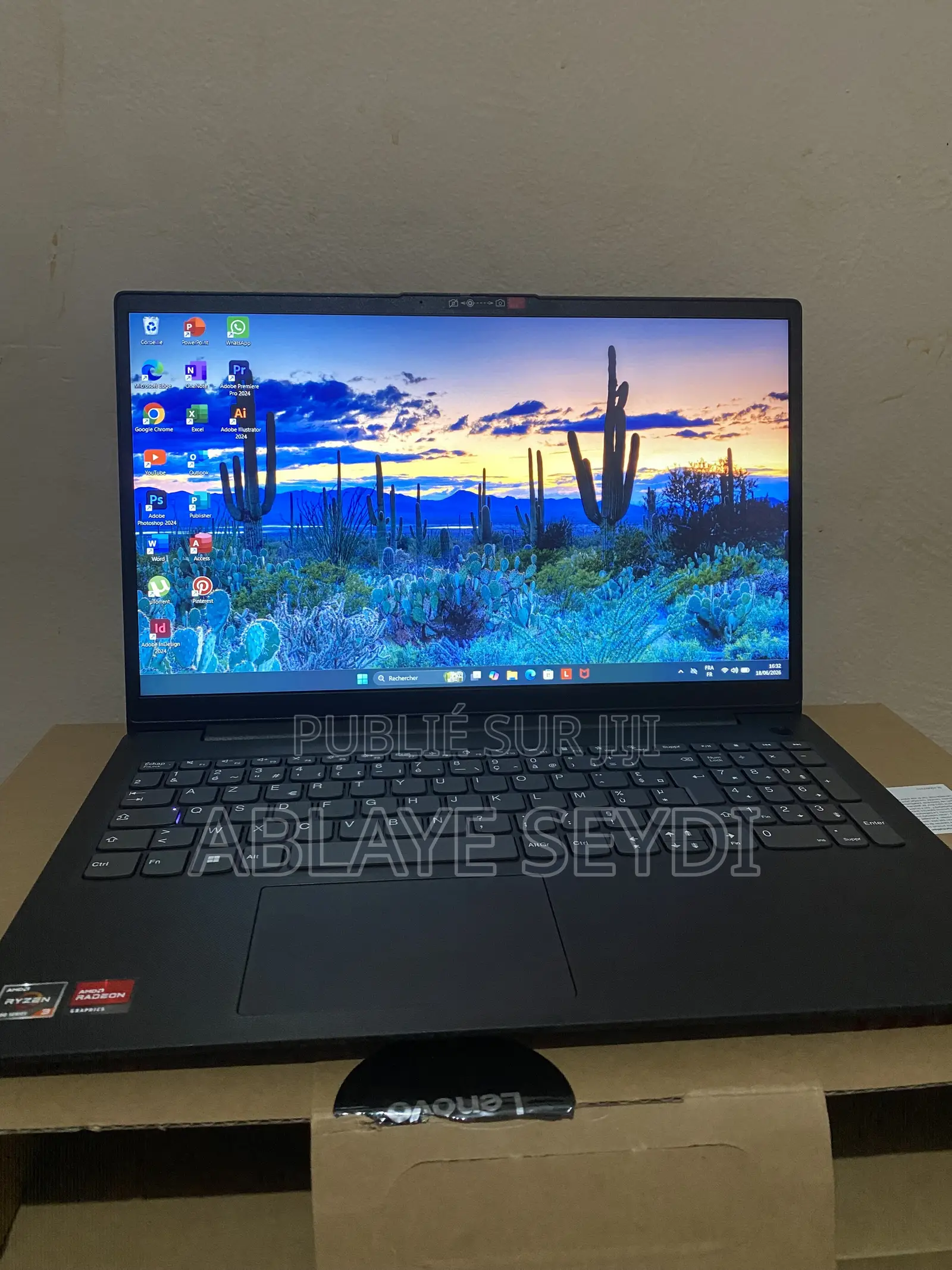 Nouveau Ordinateur portable Lenovo V15 8GB AMD Ryzen 3 SSD 512GB