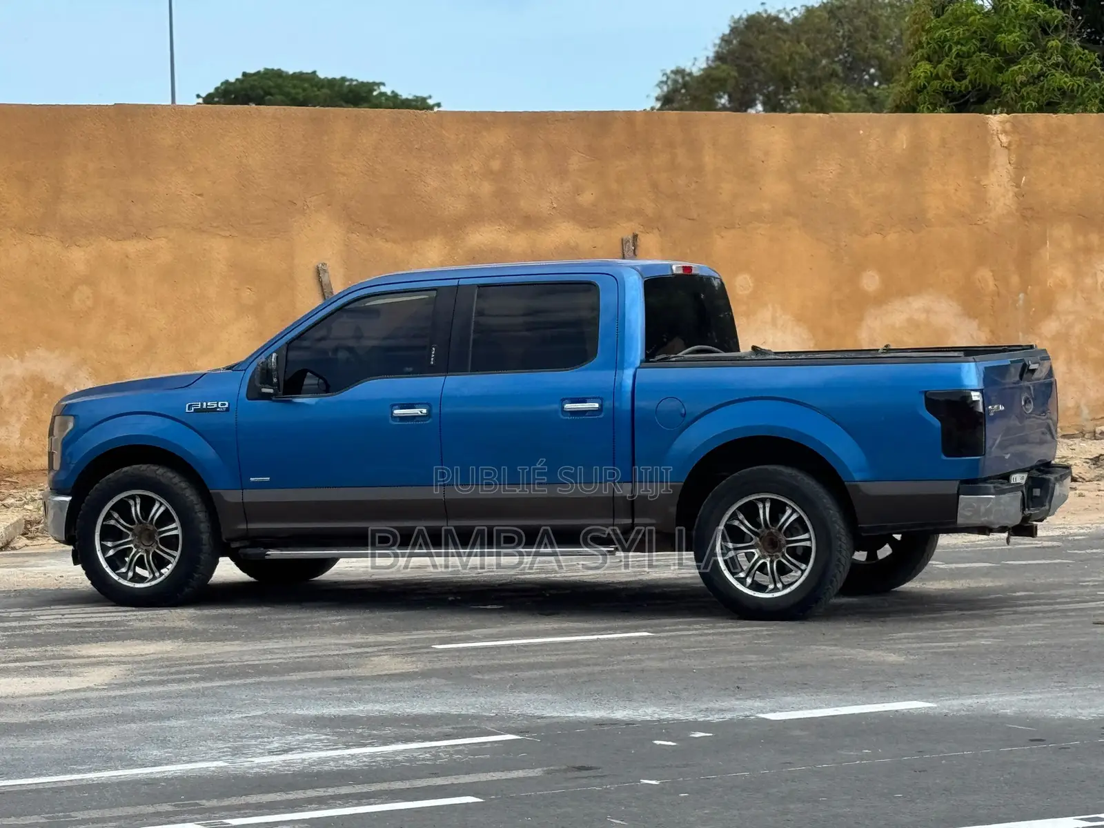 Ford F-150 Lariat 4dr SuperCab 8 ft. LB (2.7L 6cyl Turbo 6A) 2015 Bleu