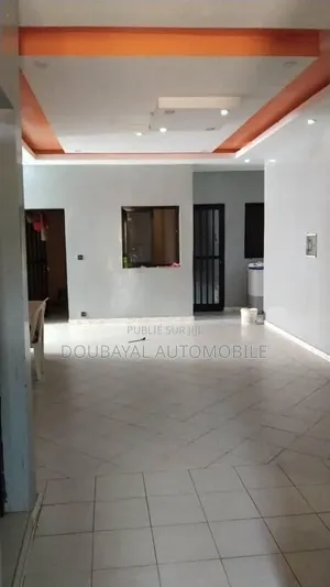 4chbre Villa dans Mbour Espagne🇪🇸 2, Thiès Sud à Vendre