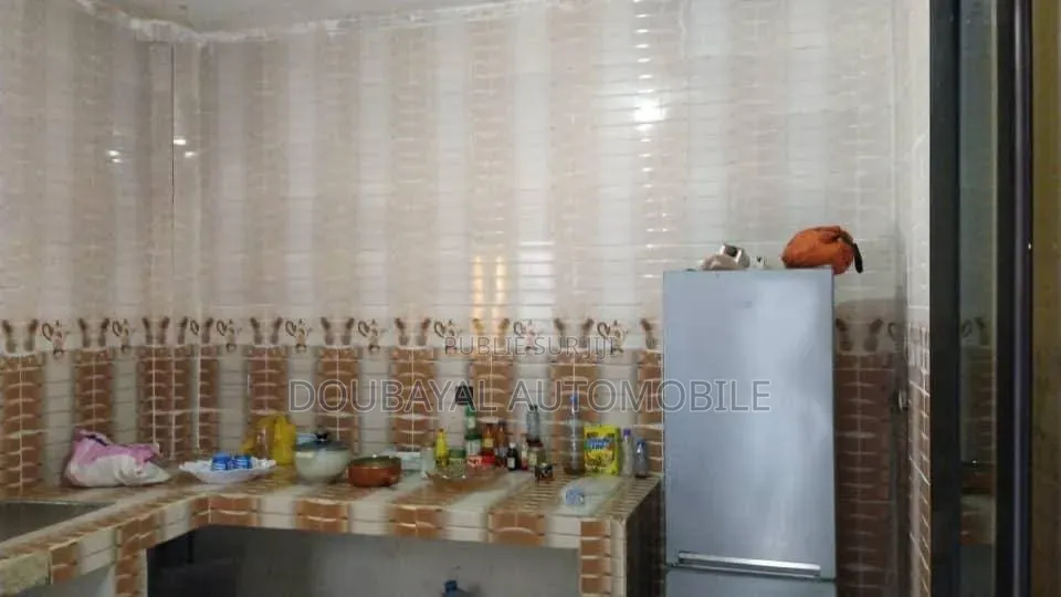 4chbre Villa dans Mbour Espagne🇪🇸 2, Thiès Sud à Vendre