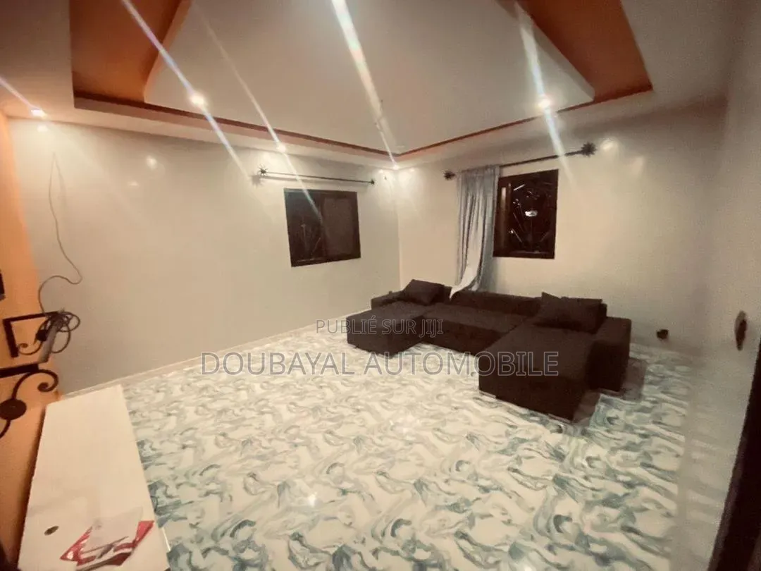 4chbre Villa dans Mbour Espagne🇪🇸 2, Thiès Sud à Vendre