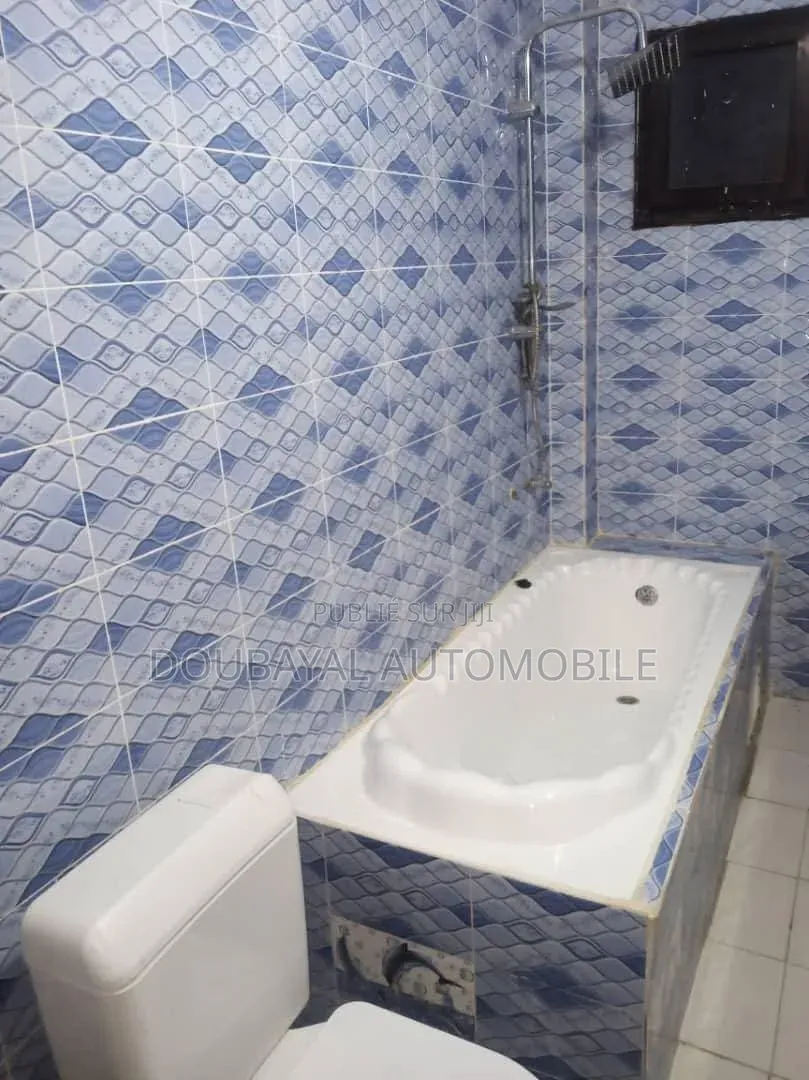 4chbre Villa dans Mbour Espagne🇪🇸 2, Thiès Sud à Vendre