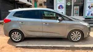 Kia Carens 2016 Gris